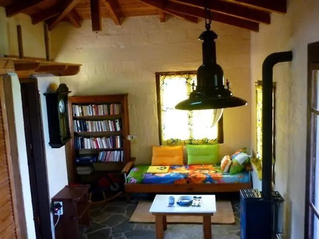 Apartment South Pilion Chorto